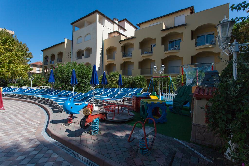 Hotel Sport & Residenza Cesenatico Exterior foto